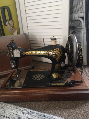 Antique singer sewing machine - antique,