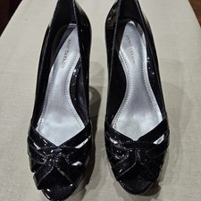 New Ann Taylor Black Peep Toe