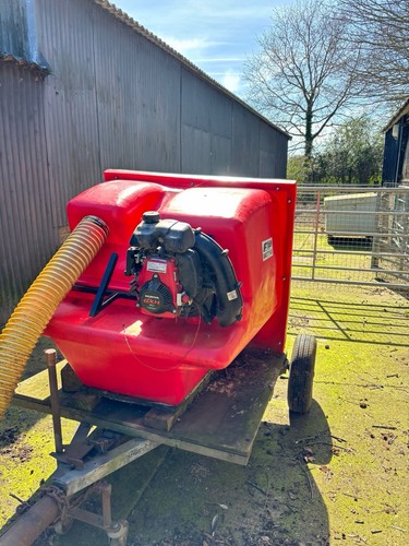 Trafalgar paddock cleaner - paddock,