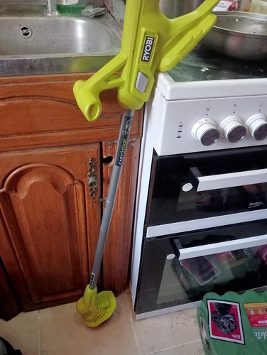 Ryobi grass trimmer 18v - ryobi,