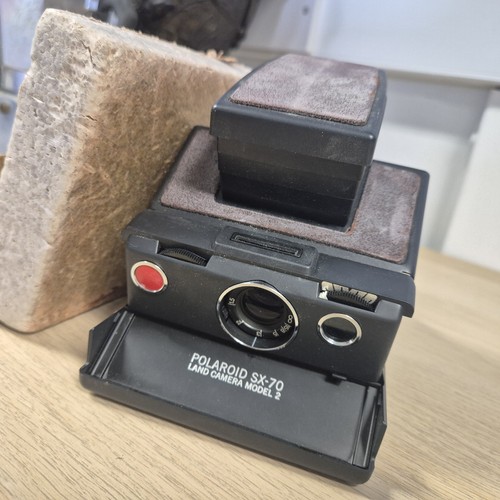 Polaroid land camera - sx-70,