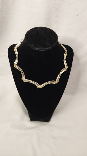 Coro gold tone - tone, jewelry