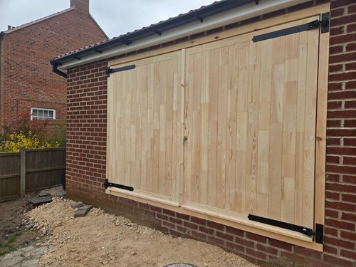 Pairs garage doors - pairs,