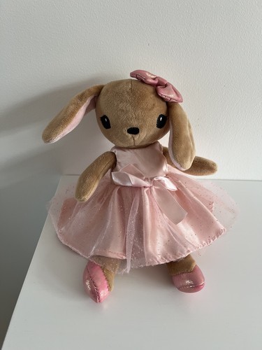Bunny rabbit with - with, pink