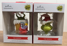 The Grinch Chimney & Bust