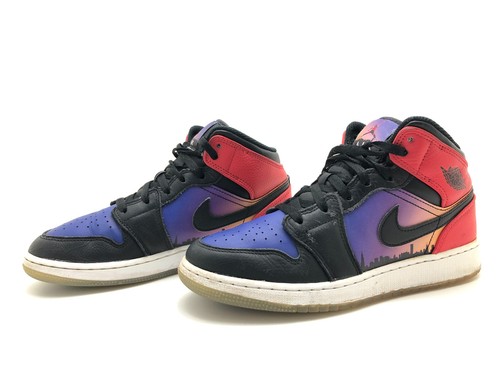 Nike air jordan mid - air,