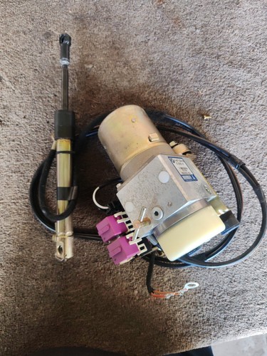 Bmw roof pump 8407224 - z3,