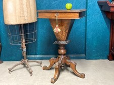 A FINE LATE VICTORIAN ANTIQUE