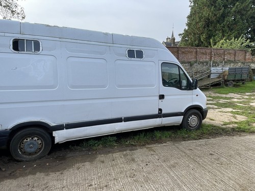 Horsebox renault master - renault,