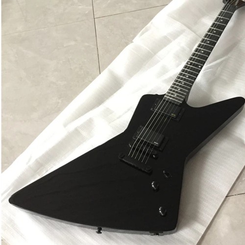 Black explorer electric guitar - black,