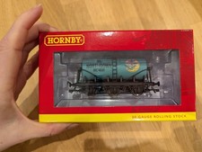Hornby 00 gauge truck. R60282