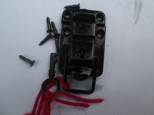 Hmv gramophone locking - locking, latch