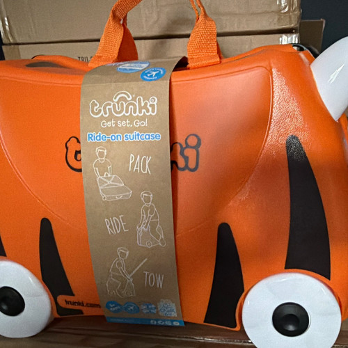 Trunki ride suitcase - ride-on, orange