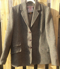 Vintage House of Tweed Harris