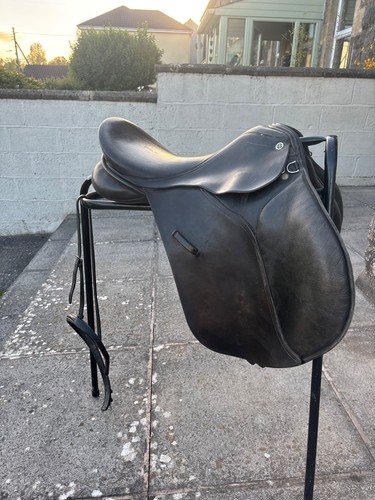 Barnsby saddle wide - 17",