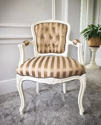 Louis xvl newly upholstered - xvl,