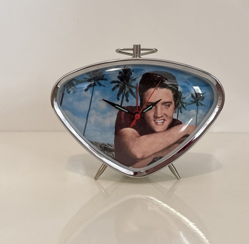 Elvis presley triangle - triangle, up
