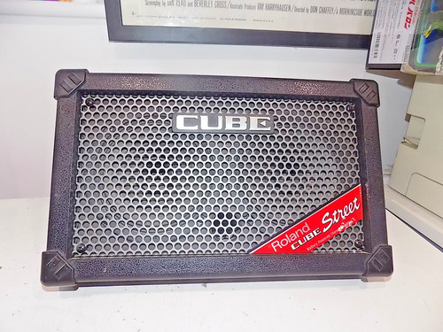 Roland cube street battery - roland,