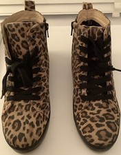 ADESSO HI TOP TRAINER BOOT IN