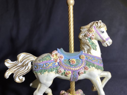The franklin mint carousel - mint,