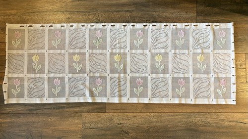 Vintage tulip lace cafe - 2x,
