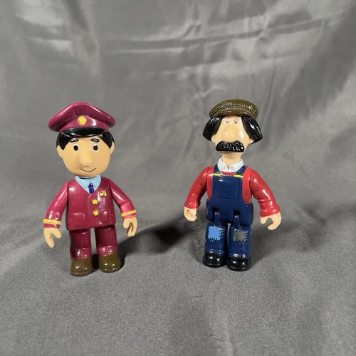 Postman pat figures bundle - postman,