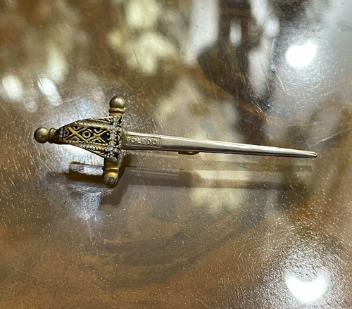 Antique sword dagger brooch - sword,