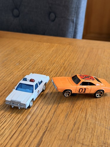 Hotwheels matchbox police car