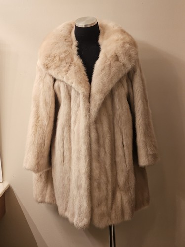 Vintage mink leakas furs - vintage,