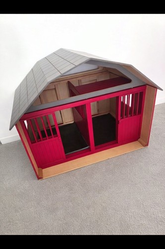 Breyer two stall wooden barn - two,