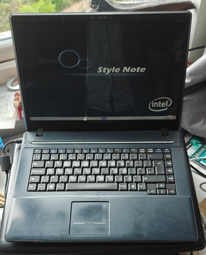 Clevo novatech m761su nvidia - clevo,