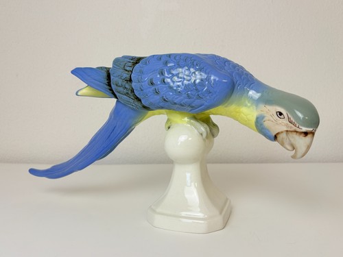 Large royal dux bohemia - dux, macaw