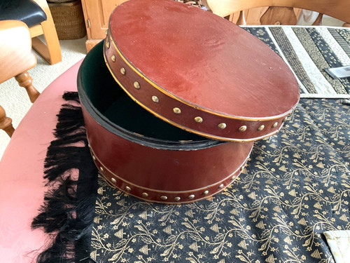 Vintage faux leather - leather, covered