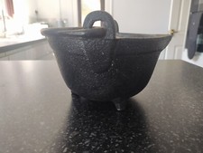 ANTIQUE HEAVY  CAST IRON(?) SMELTING POT