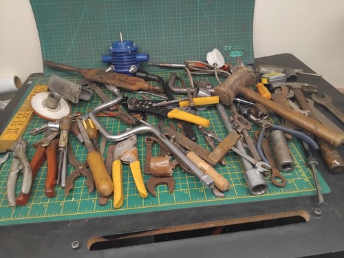 Job lot tools including - lot, of