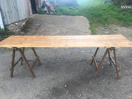 Vintage wooden trestle - trestle, tables