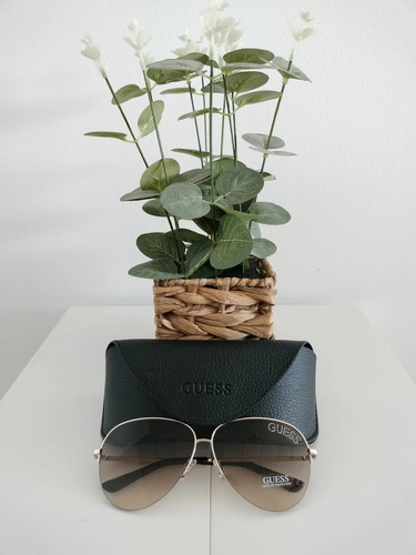 Guess aviator sunglasses with - aviator,
