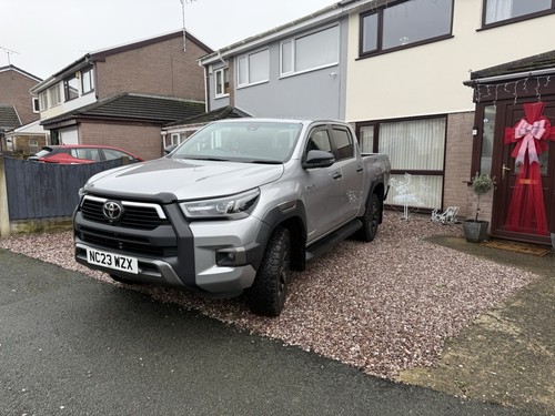 Toyota hilux - toyota,