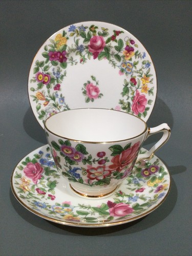 Crown staffordshire bone china - staffordshire,