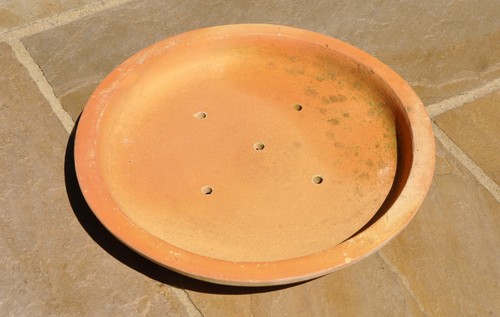 Vintage large round - round, clay
