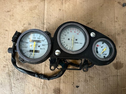 Suzuki bandit 400 - bandit, clocks
