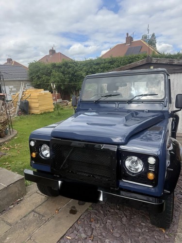 Land rover defender pick - defender,