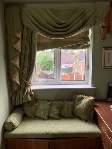 Bespoke made measure damask - made, to