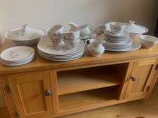 Royal Doulton Pillar Rose Dinner Service