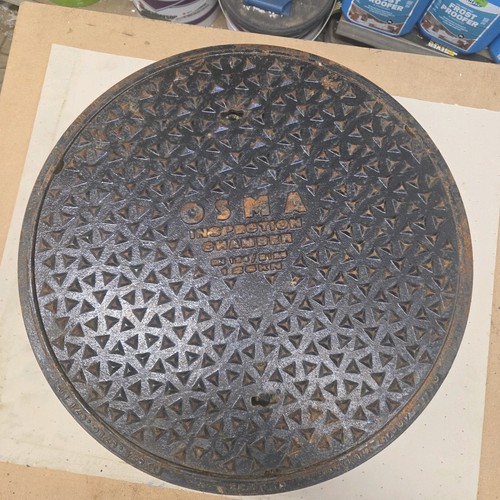 Round cast iron - cast, manhole