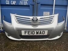 Toyota Avensis 2010-2014 Front