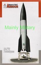 Special Armour 1/72 A4/V-2 Rocket (black & white paint) rocket w/launch platform
