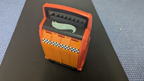 Hot wheels car carry case - wheels,