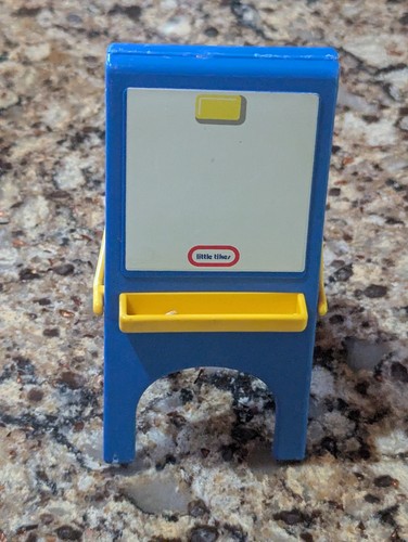 Vintage little tikes dollhouse - little,