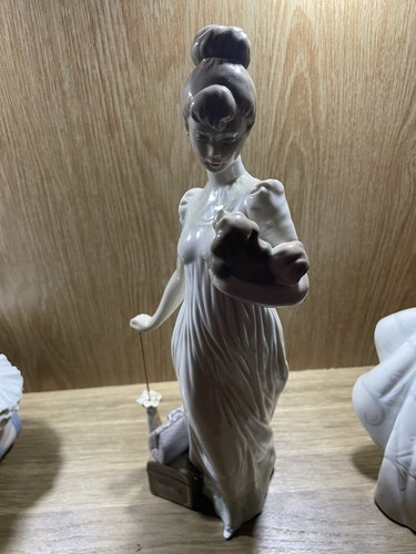 Lladro travelling companion - travelling,